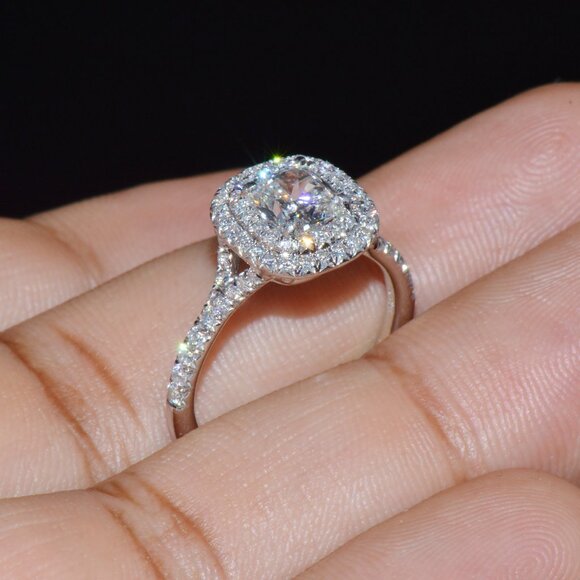 Genuine Tiffany & Co. Natural 1.30Cts Diamond Soleste Platinum Engagement Ring - Picture 5 of 13